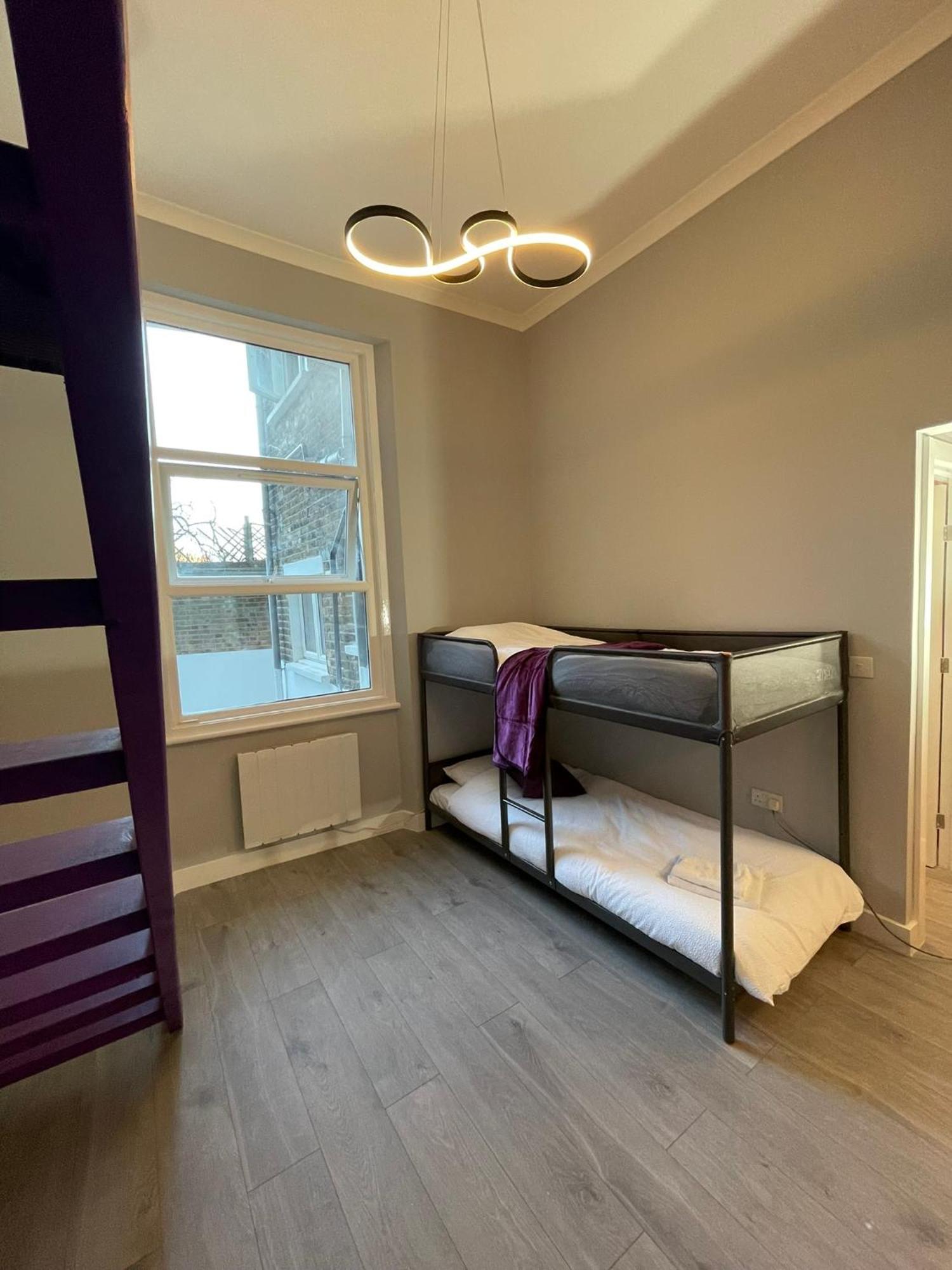 Westminster Inn ลอนดอน ภายนอก รูปภาพ