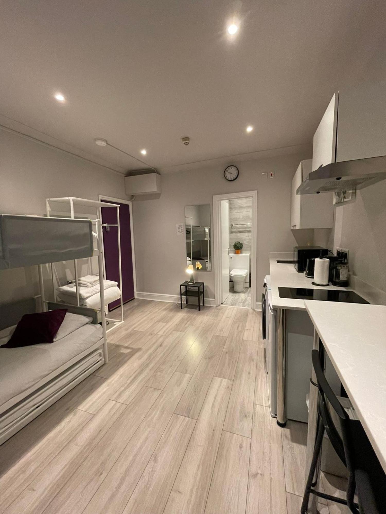 Westminster Inn ลอนดอน ภายนอก รูปภาพ